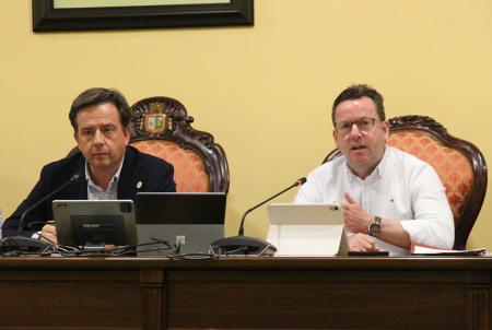 imagen de Lucena aprueba centro cívico, nueva vía a Ronda del Valle; exige 20.000€ y prorroga residuos