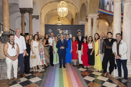 imagen de Diputación de Córdoba celebra 'Ser Quien Soy', iza la bandera arcoíris y premia la visibilidad