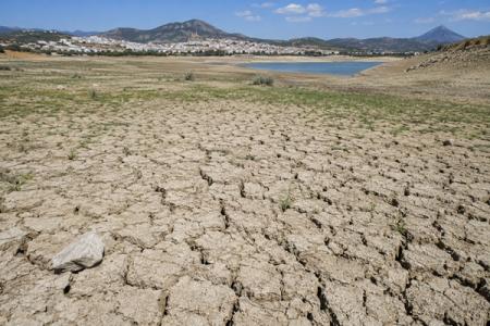 imagen de Priego de Córdoba aprueba plan de sequía para 21.764 habitantes con comité de crisis