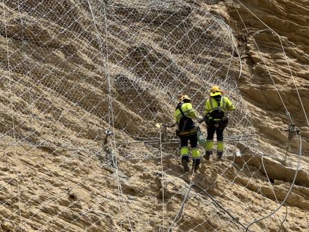 imagen de Iznájar estabiliza los Tajos del Coso por 120.000€ tras desprendimientos y riesgo a viviendas