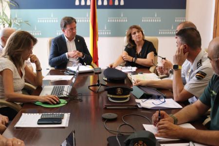 imagen de Lucena refuerza seguridad ante el eclipse y la Feria: 5 agentes en prácticas y nuevas cámaras