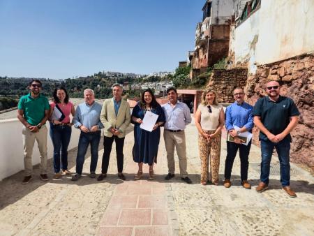 imagen de Montoro conecta las calles Jardín y Agua; inversión 629.381€, 722 m² y 8-9 plazas cubiertas