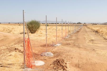 imagen de PROYECTO BÁSICO Y DE EJECUCIÓN VALLADO PERIMETRAL Y REMODELACIÓN DE EDIFICACIÓN EN EL ANTIGUO CAMPO DE AVIACIÓN – AERÓDROMO «LOS PEDROCHES».