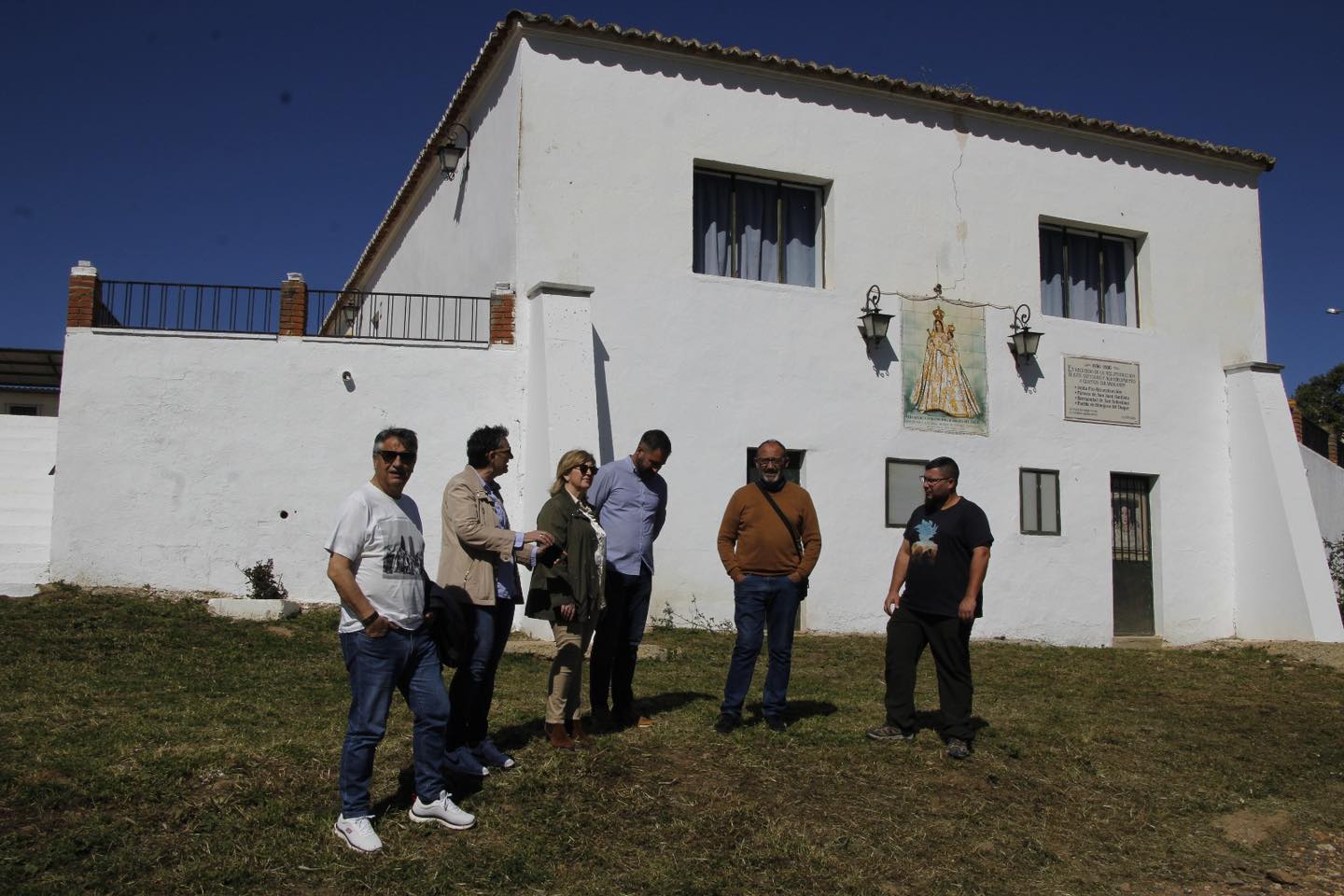 El alcalde de Hinojosa del Duque inspecciona Santuario de la Virgen para Romería