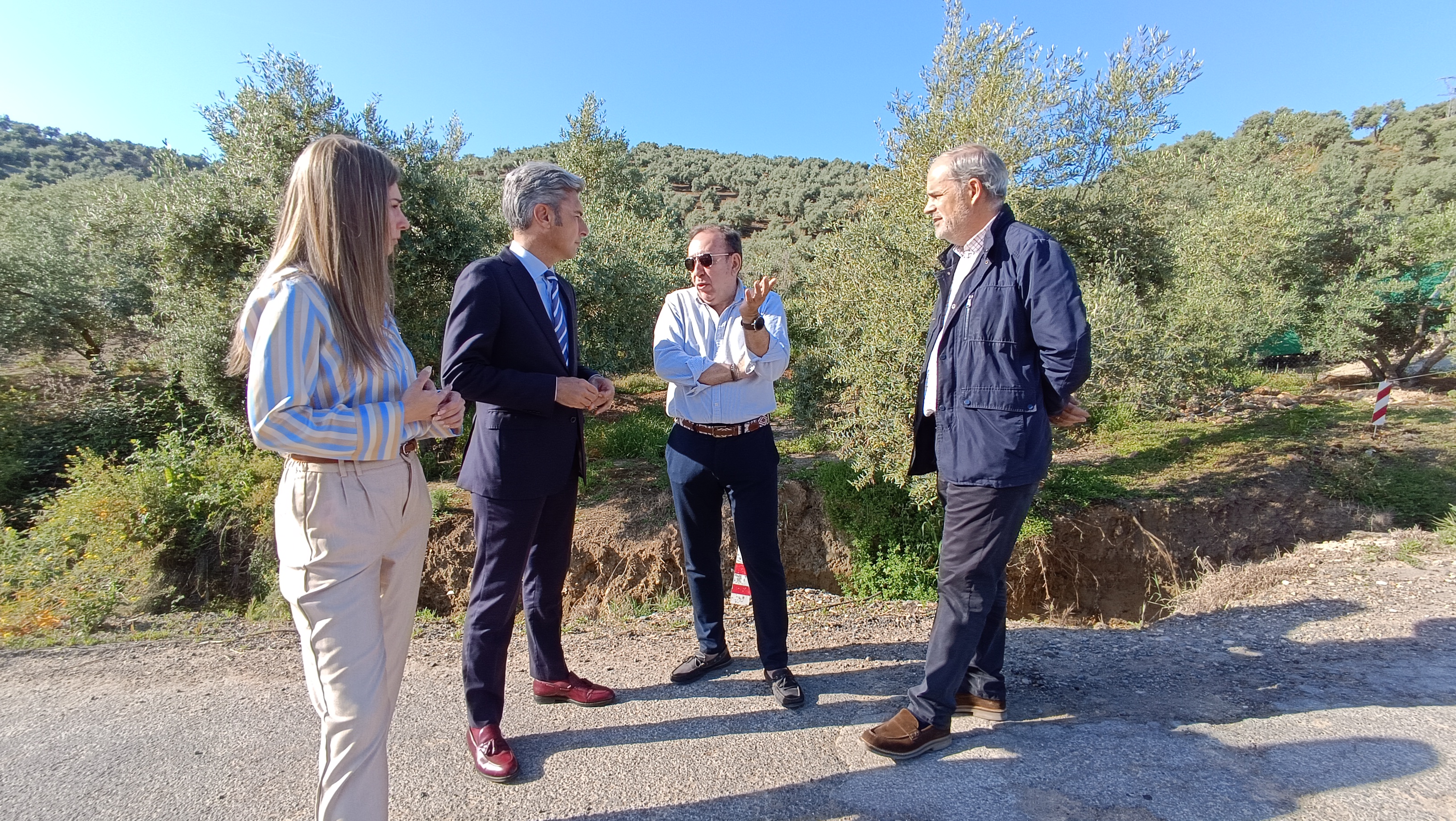 Diputación de Córdoba invertirá un millón de euros en reparar vías provinciales en Villa del Río.