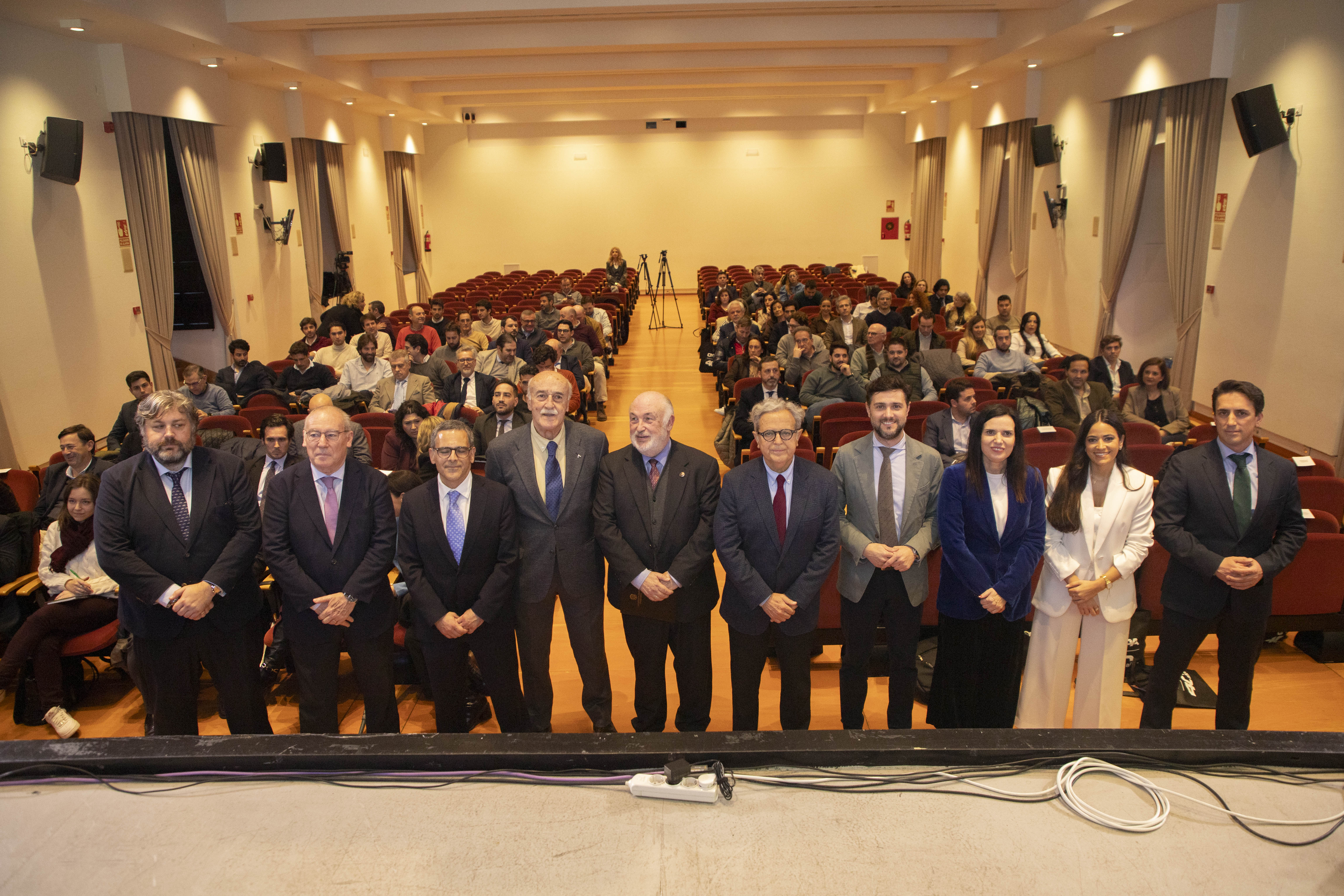 La BLET, motor de atracción empresarial y empleo, según foro en Córdoba